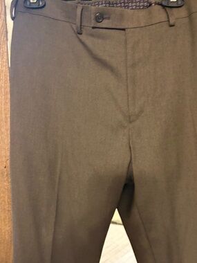 Men's Lauren Dress Trousers 42x30. Dark Brown excellent condition.